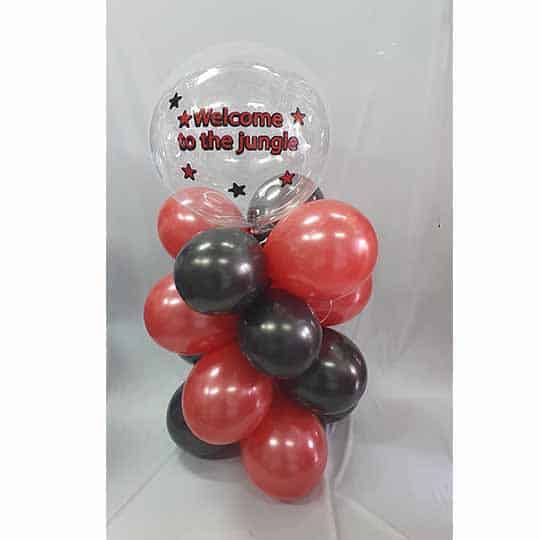 מעמד בלונים שקוף עם כיתוב מודגש