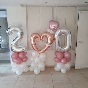 מתנה ליום הולדת 20 בלונים באהבה